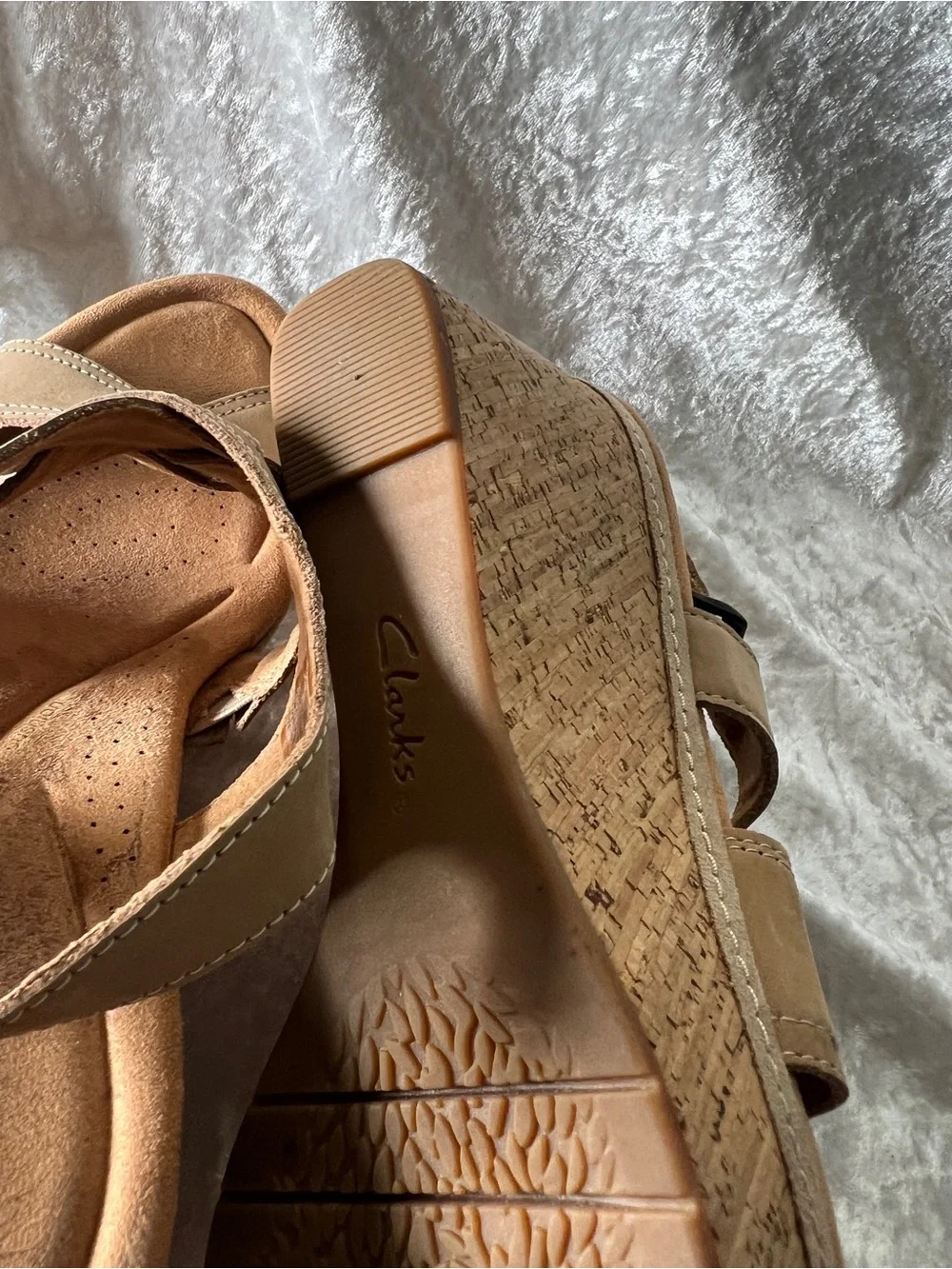 Clarks soft tan